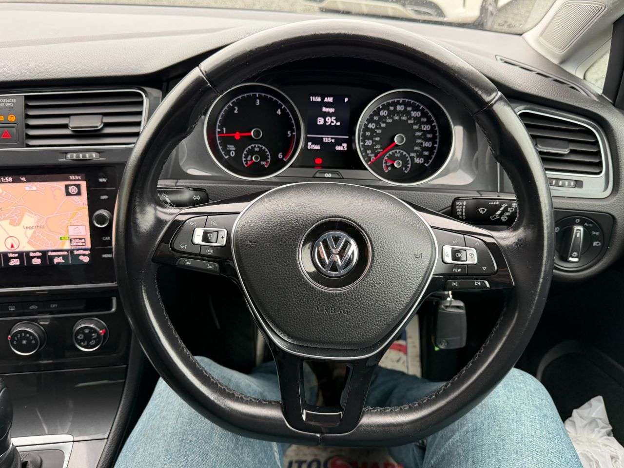2019 VOLKSWAGEN GOLF 2019 VOLKSWAGEN GOLF