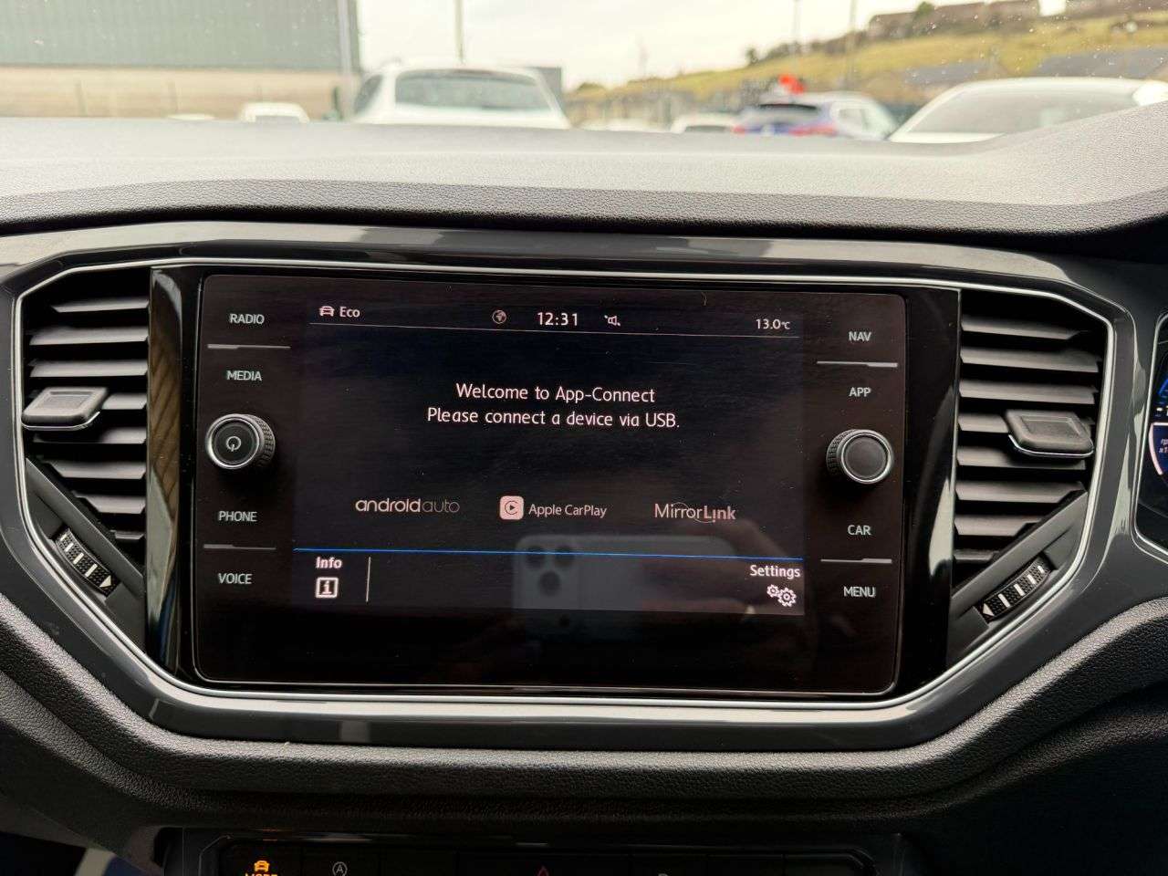 2019 VOLKSWAGEN T-ROC 2019 VOLKSWAGEN T-ROC