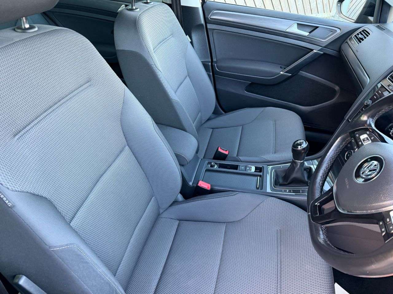 2019 VOLKSWAGEN GOLF 2019 VOLKSWAGEN GOLF