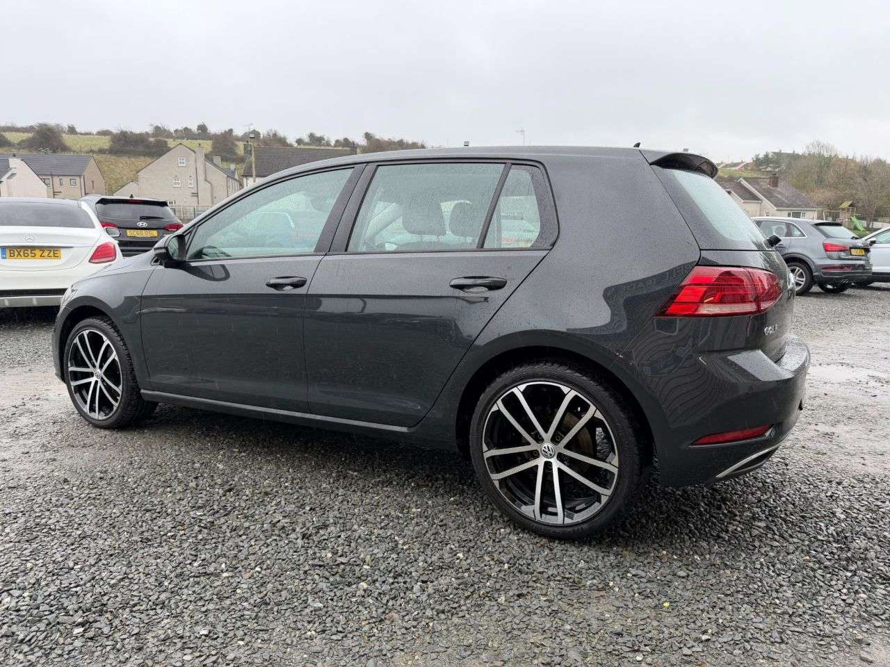 2017 VOLKSWAGEN GOLF 2017 VOLKSWAGEN GOLF