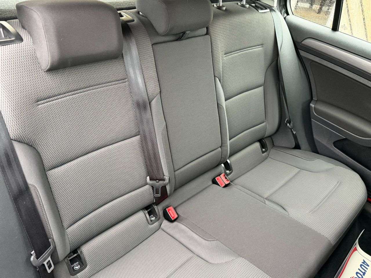 2017 VOLKSWAGEN GOLF 2017 VOLKSWAGEN GOLF