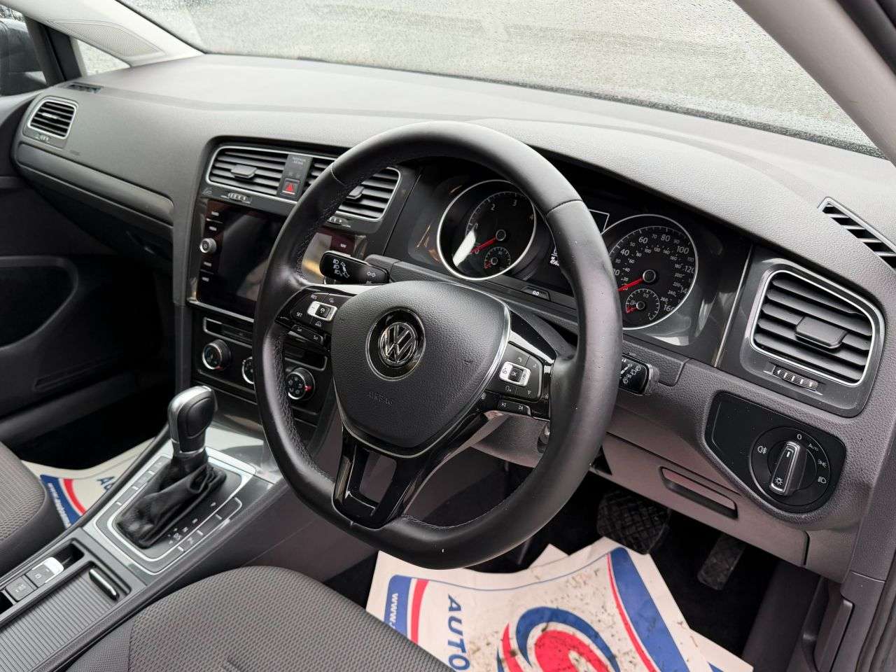 2017 VOLKSWAGEN GOLF 2017 VOLKSWAGEN GOLF