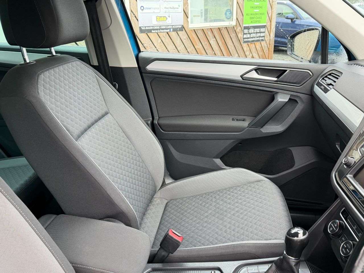 2017 VOLKSWAGEN TIGUAN 2017 VOLKSWAGEN TIGUAN