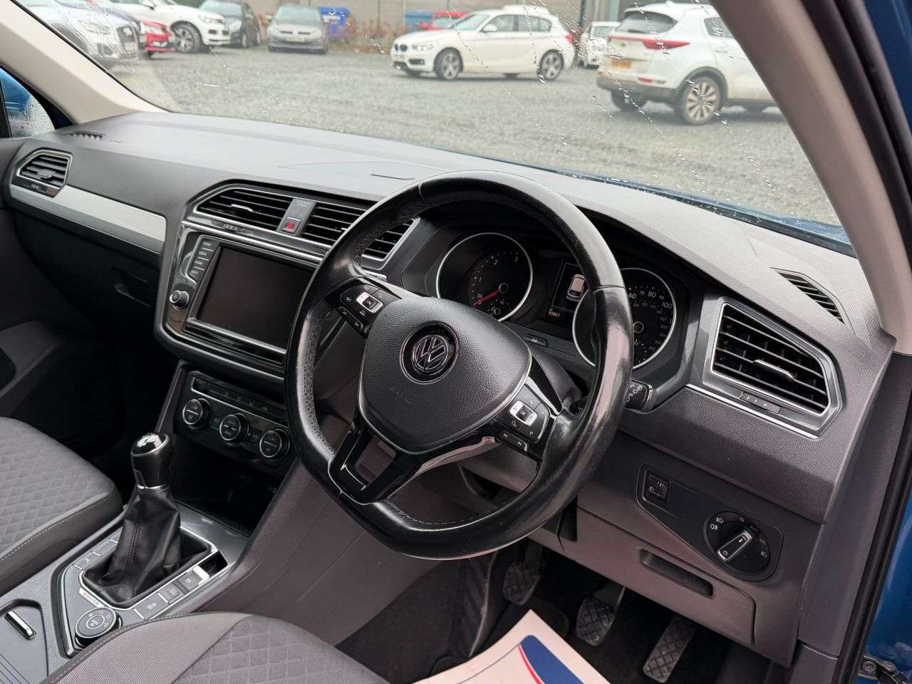 2017 VOLKSWAGEN TIGUAN 2017 VOLKSWAGEN TIGUAN