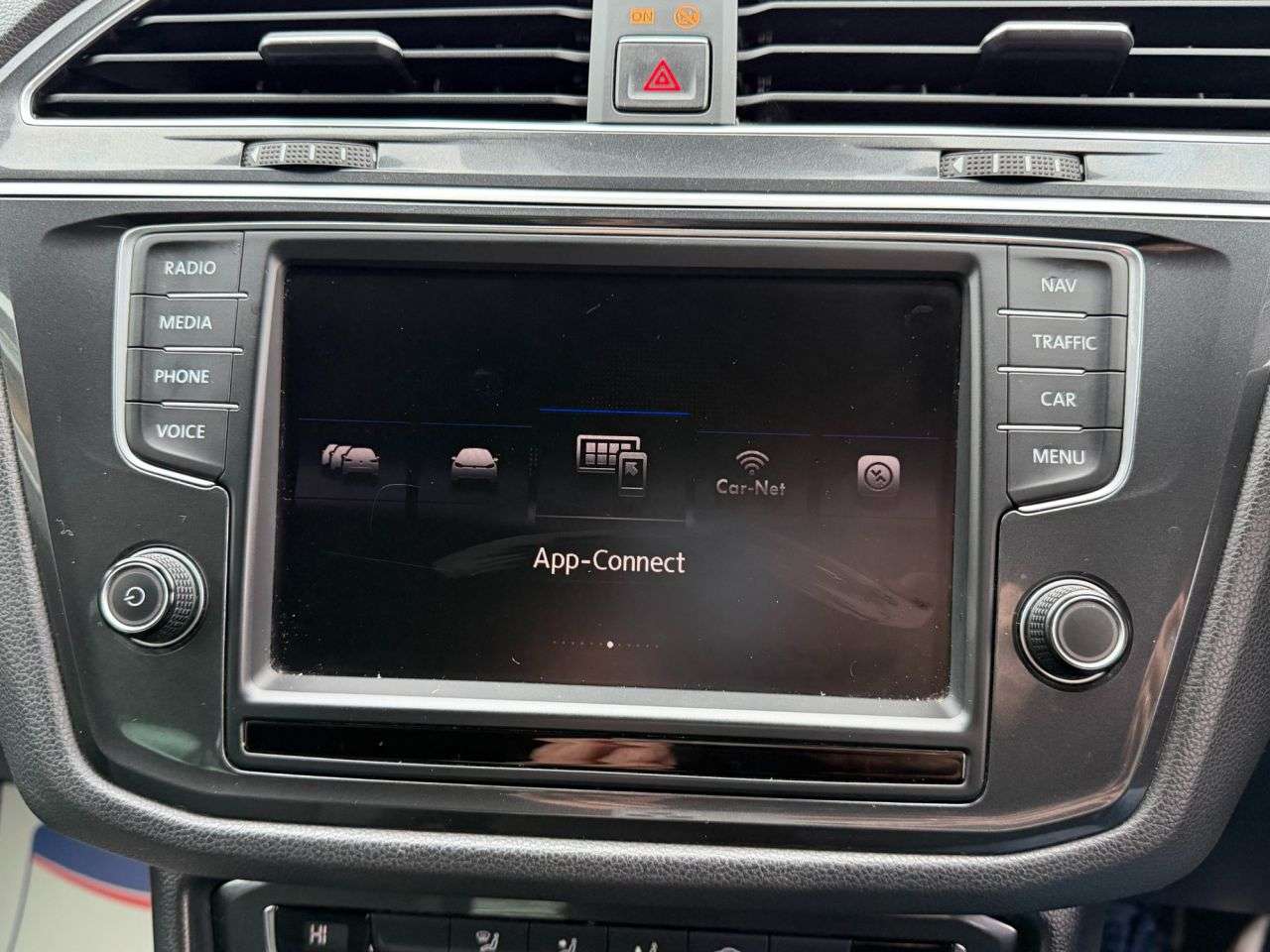 2017 VOLKSWAGEN TIGUAN 2017 VOLKSWAGEN TIGUAN