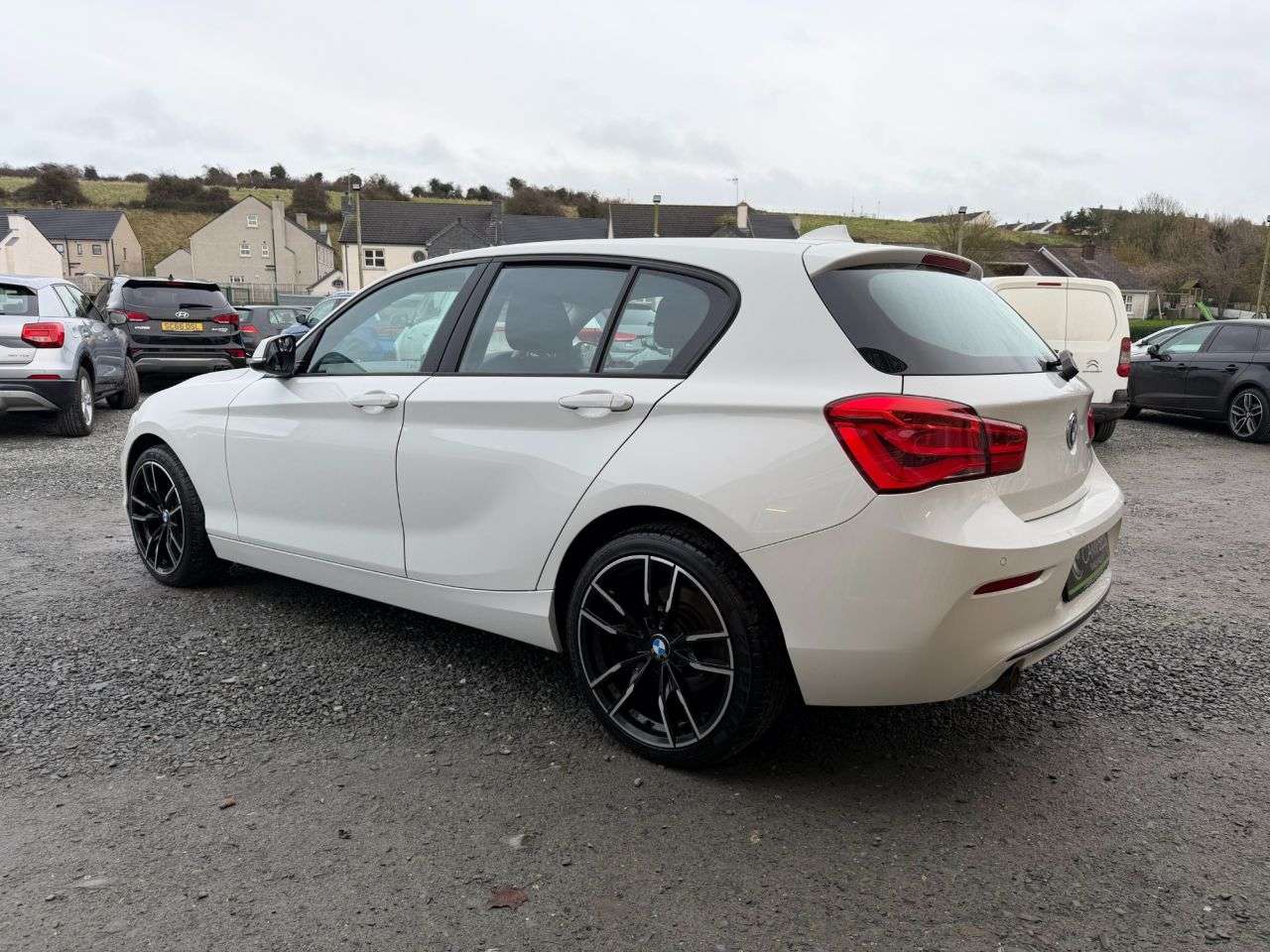 2017 BMW 1 SERIES 2017 BMW 1 SERIES