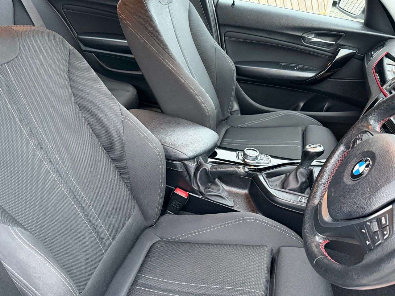 2017 BMW 1 SERIES 2017 BMW 1 SERIES