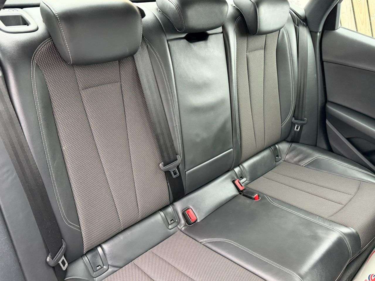 2016 AUDI A4 2016 AUDI A4