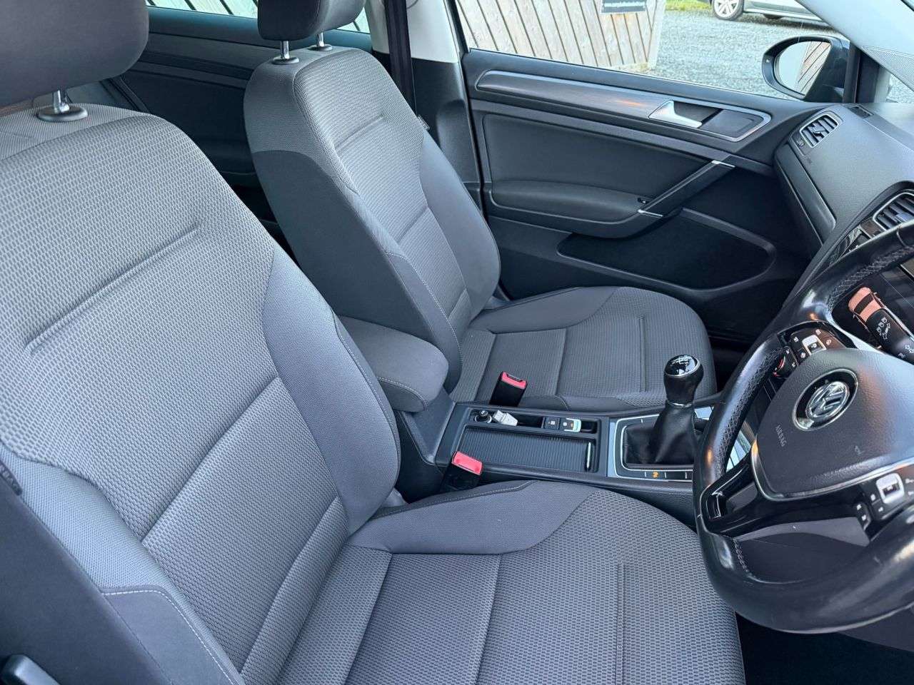 2019 VOLKSWAGEN GOLF 2019 VOLKSWAGEN GOLF