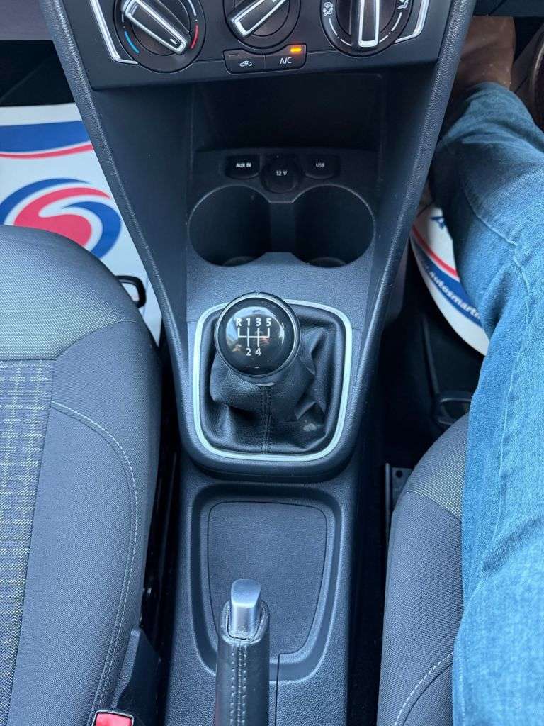 2015 VOLKSWAGEN POLO 2015 VOLKSWAGEN POLO