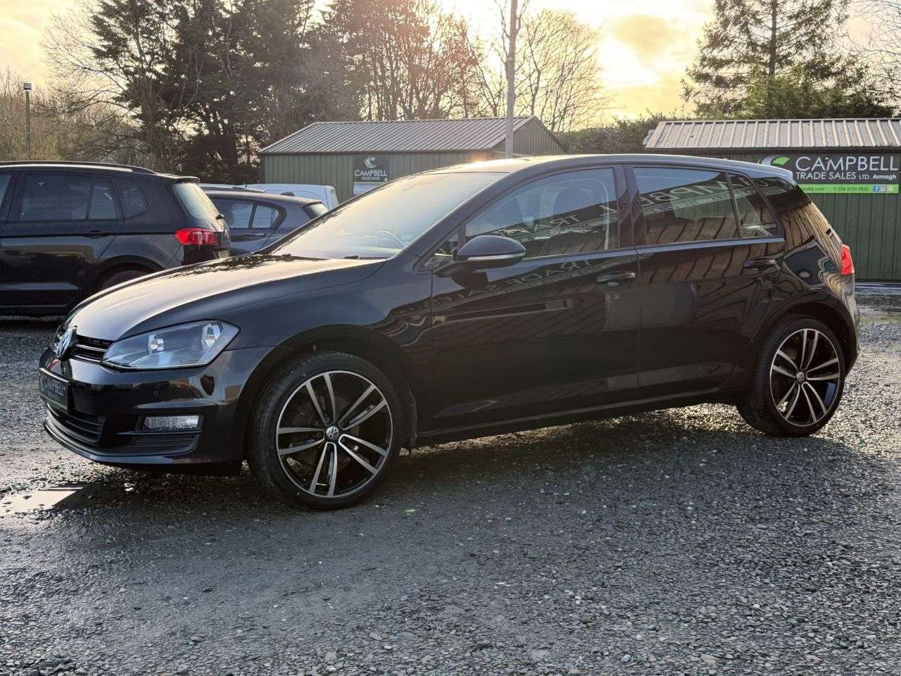 A 2015 VOLKSWAGEN GOLF 2.0 TDI BlueMotion Tech Match Hatchback 5dr Diesel Manual Euro 5 (s/s) (150 A 2015 VOLKSWAGEN GOLF 2.0 TDI BlueMotion Tech Match Hatchback 5dr Diesel Manual Euro 5 (s/s) (150