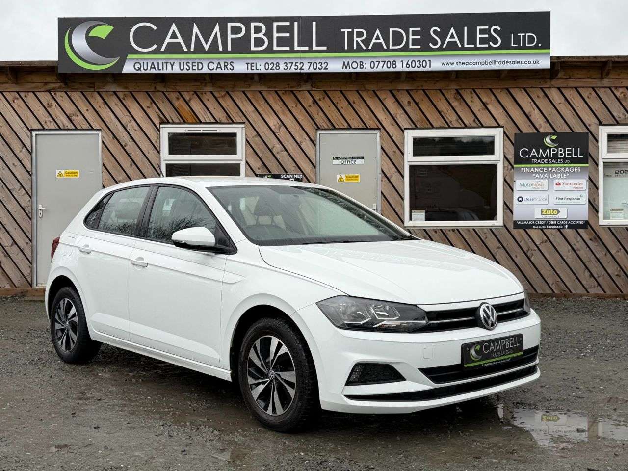 A 2018 VOLKSWAGEN POLO 1.0 SE Hatchback 5dr Petrol Manual Euro 6 (s/s) (65 ps) A 2018 VOLKSWAGEN POLO 1.0 SE Hatchback 5dr Petrol Manual Euro 6 (s/s) (65 ps)