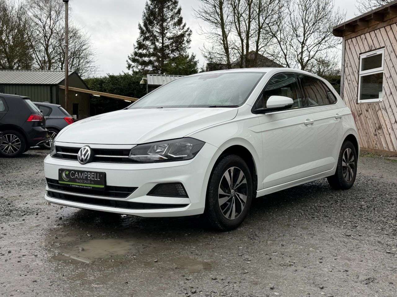 A 2018 VOLKSWAGEN POLO 1.0 SE Hatchback 5dr Petrol Manual Euro 6 (s/s) (65 ps) A 2018 VOLKSWAGEN POLO 1.0 SE Hatchback 5dr Petrol Manual Euro 6 (s/s) (65 ps)
