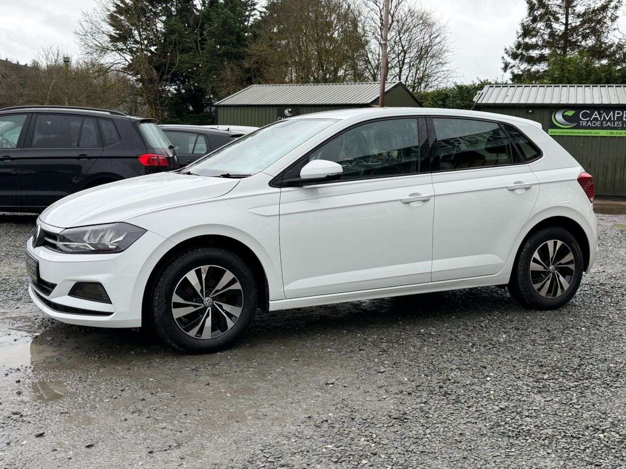 A 2018 VOLKSWAGEN POLO 1.0 SE Hatchback 5dr Petrol Manual Euro 6 (s/s) (65 ps) A 2018 VOLKSWAGEN POLO 1.0 SE Hatchback 5dr Petrol Manual Euro 6 (s/s) (65 ps)