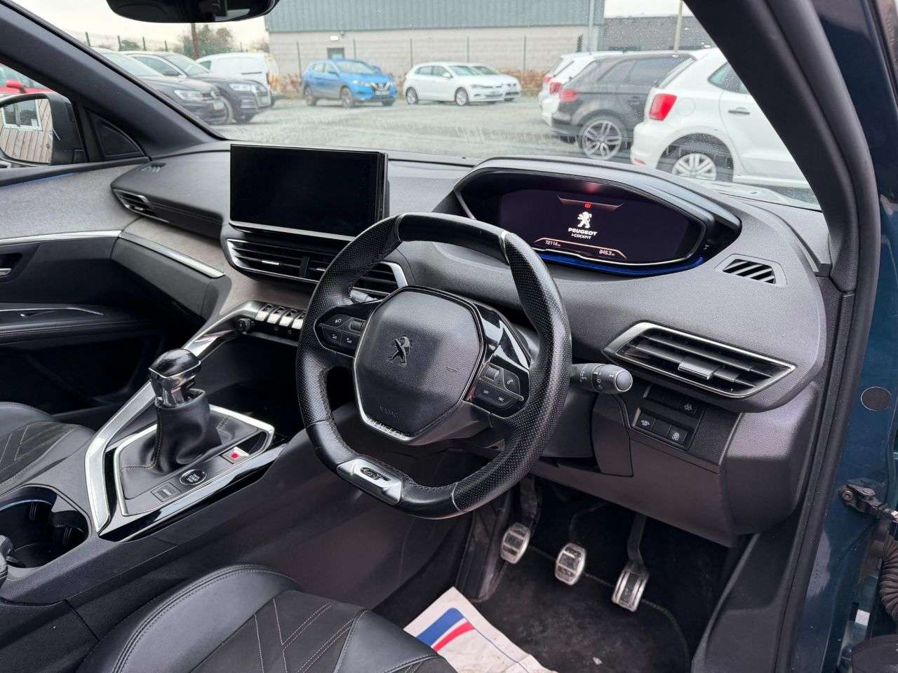 2021 PEUGEOT 5008 2021 PEUGEOT 5008