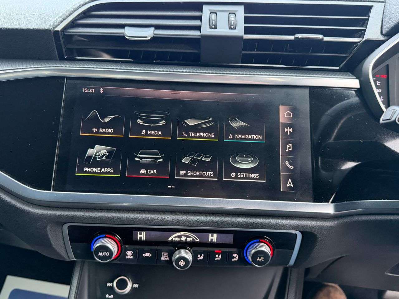 2019 AUDI Q3 2019 AUDI Q3