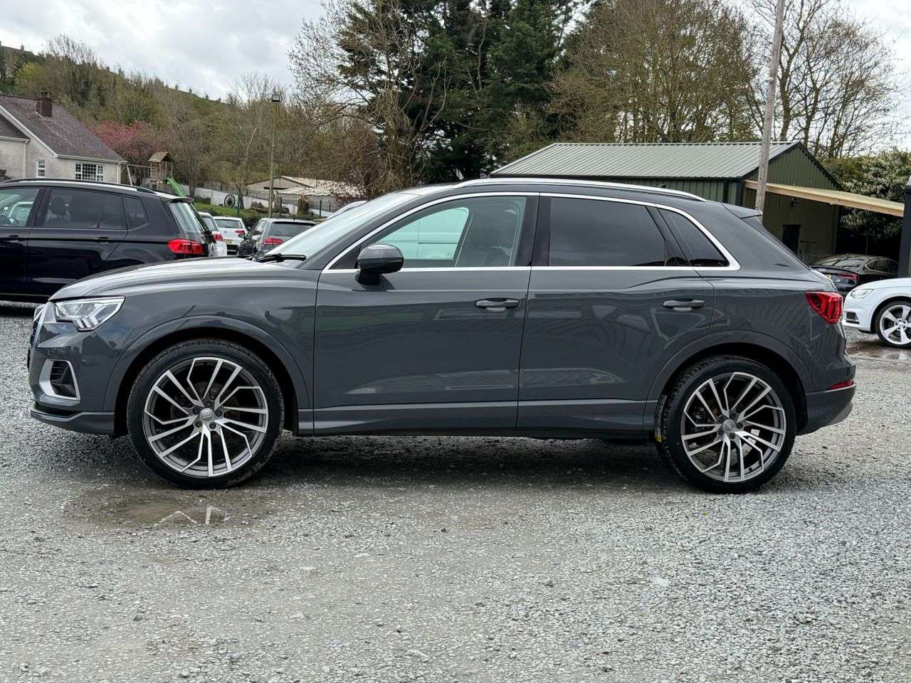 A 2019 AUDI Q3 2.0 TDI 35 Sport SUV 5dr Diesel Manual quattro Euro 6 (s/s) (150 ps) A 2019 AUDI Q3 2.0 TDI 35 Sport SUV 5dr Diesel Manual quattro Euro 6 (s/s) (150 ps)