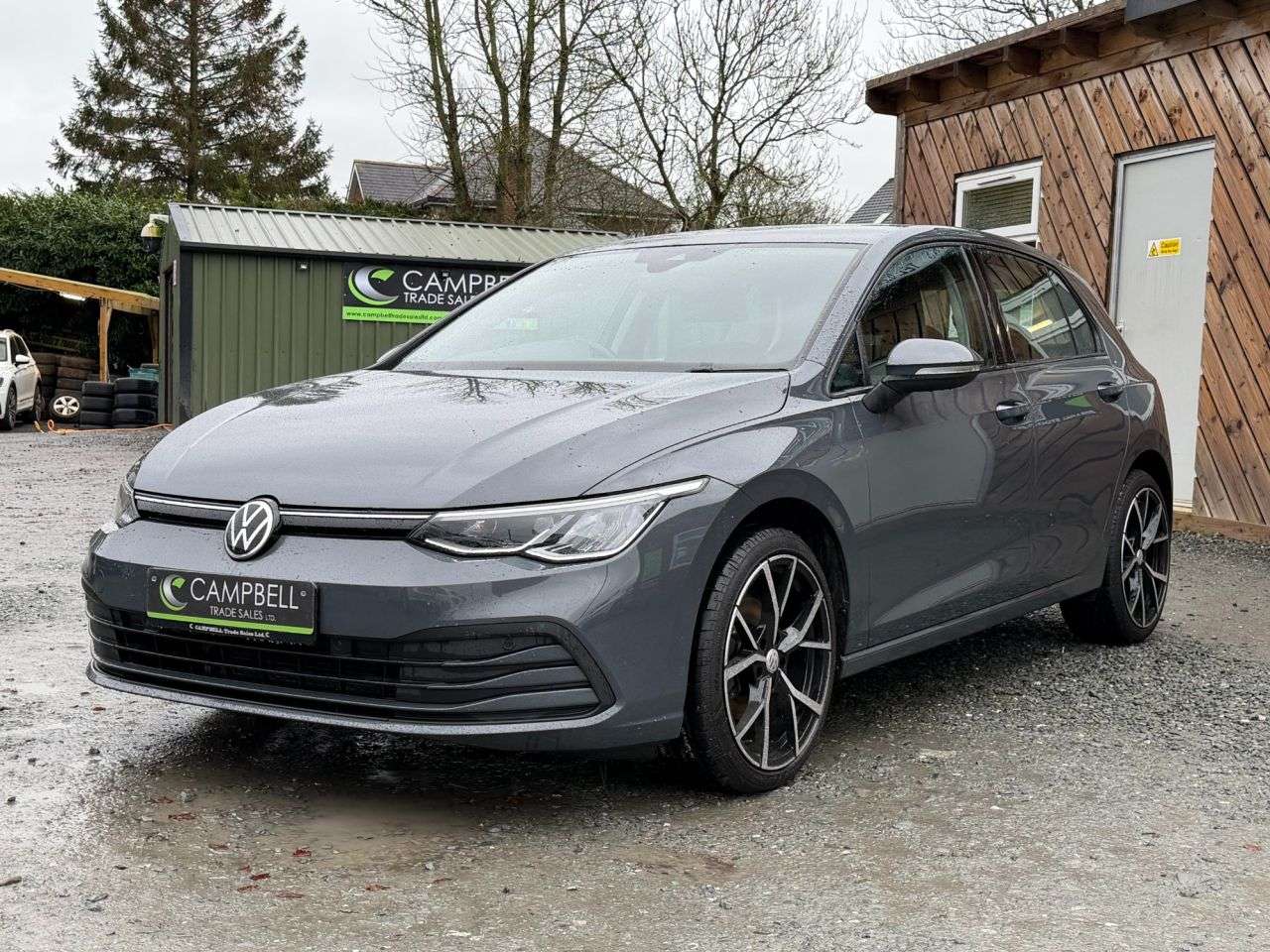 A 2020 VOLKSWAGEN GOLF 2.0 TDI Life Hatchback 5dr Diesel Manual Euro 6 (s/s) (115 ps) A 2020 VOLKSWAGEN GOLF 2.0 TDI Life Hatchback 5dr Diesel Manual Euro 6 (s/s) (115 ps)