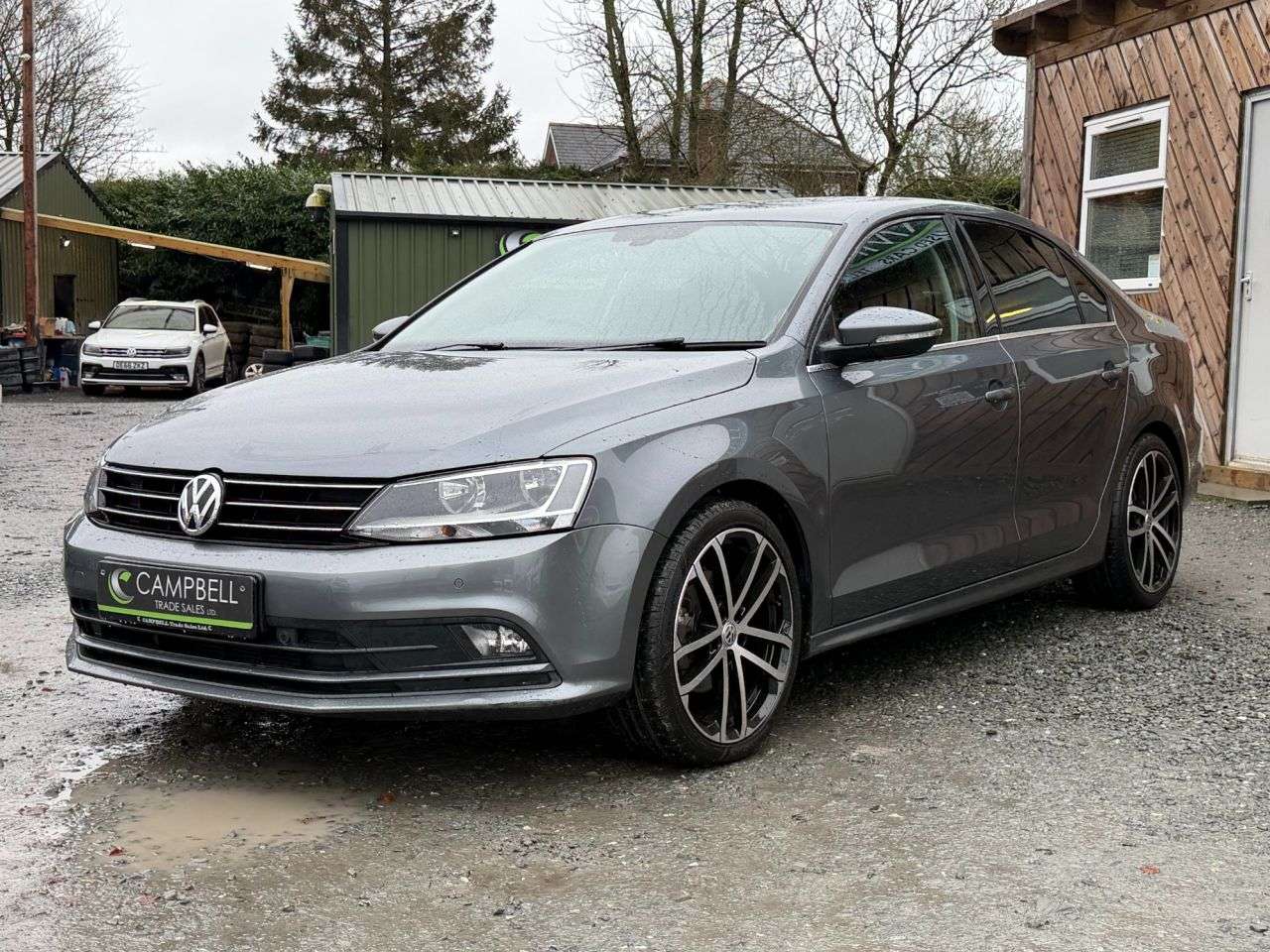 A 2014 VOLKSWAGEN JETTA 2.0 TDI BlueMotion Tech GT Saloon 4dr Diesel DSG Euro 6 (s/s) (150 ps) A 2014 VOLKSWAGEN JETTA 2.0 TDI BlueMotion Tech GT Saloon 4dr Diesel DSG Euro 6 (s/s) (150 ps)