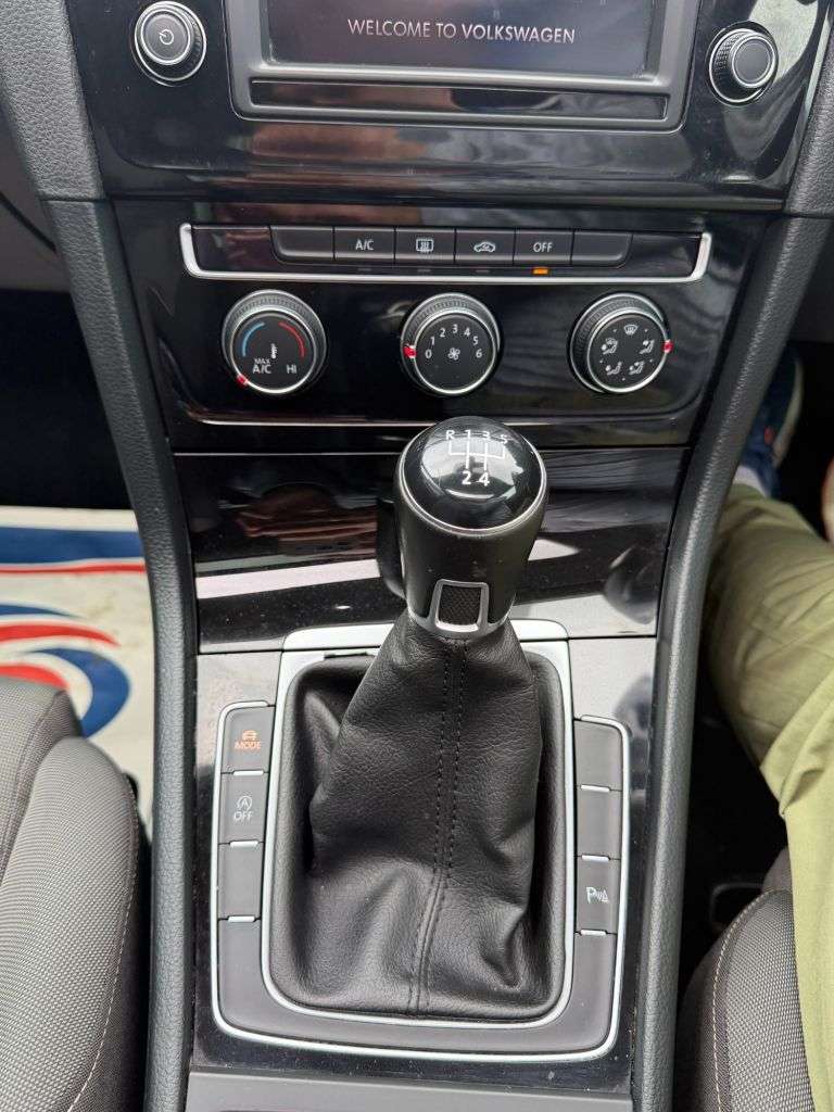 2016 VOLKSWAGEN GOLF 2016 VOLKSWAGEN GOLF