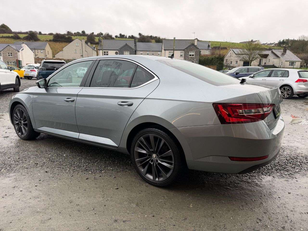 2019 SKODA SUPERB 2019 SKODA SUPERB