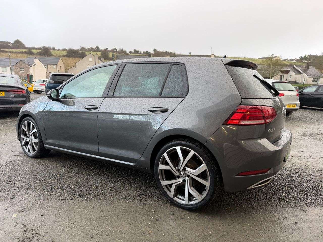 A 2019 VOLKSWAGEN GOLF 1.6 TDI GT Hatchback 5dr Diesel DSG Euro 6 (s/s) (115 ps) A 2019 VOLKSWAGEN GOLF 1.6 TDI GT Hatchback 5dr Diesel DSG Euro 6 (s/s) (115 ps)