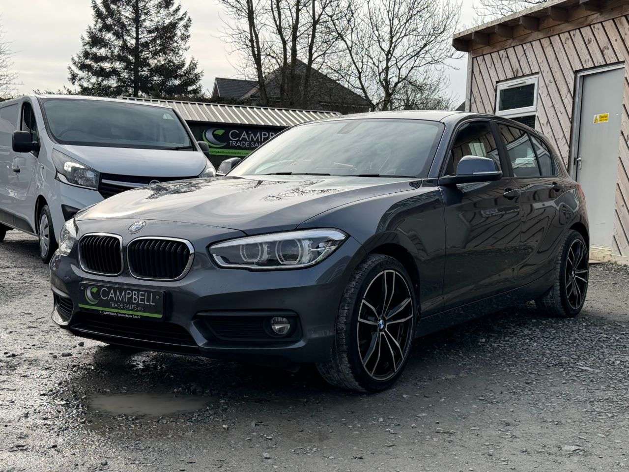 A 2018 BMW 1 SERIES 1.5 116d SE Business Hatchback 5dr Diesel Manual Euro 6 (s/s) (116 ps) A 2018 BMW 1 SERIES 1.5 116d SE Business Hatchback 5dr Diesel Manual Euro 6 (s/s) (116 ps)