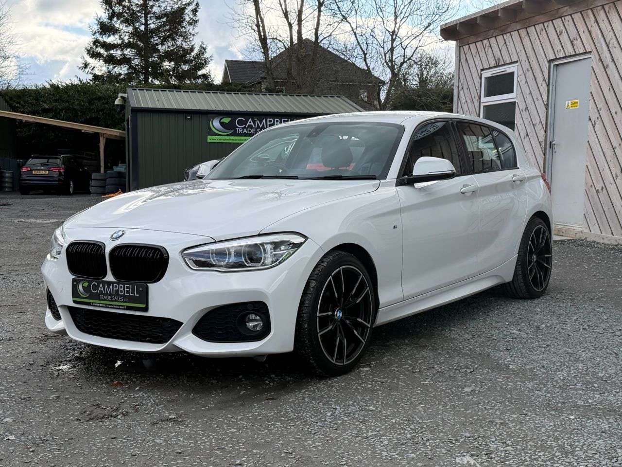 A 2018 BMW 1 SERIES 1.5 116d M Sport Hatchback 5dr Diesel Manual Euro 6 (s/s) (116 ps) A 2018 BMW 1 SERIES 1.5 116d M Sport Hatchback 5dr Diesel Manual Euro 6 (s/s) (116 ps)