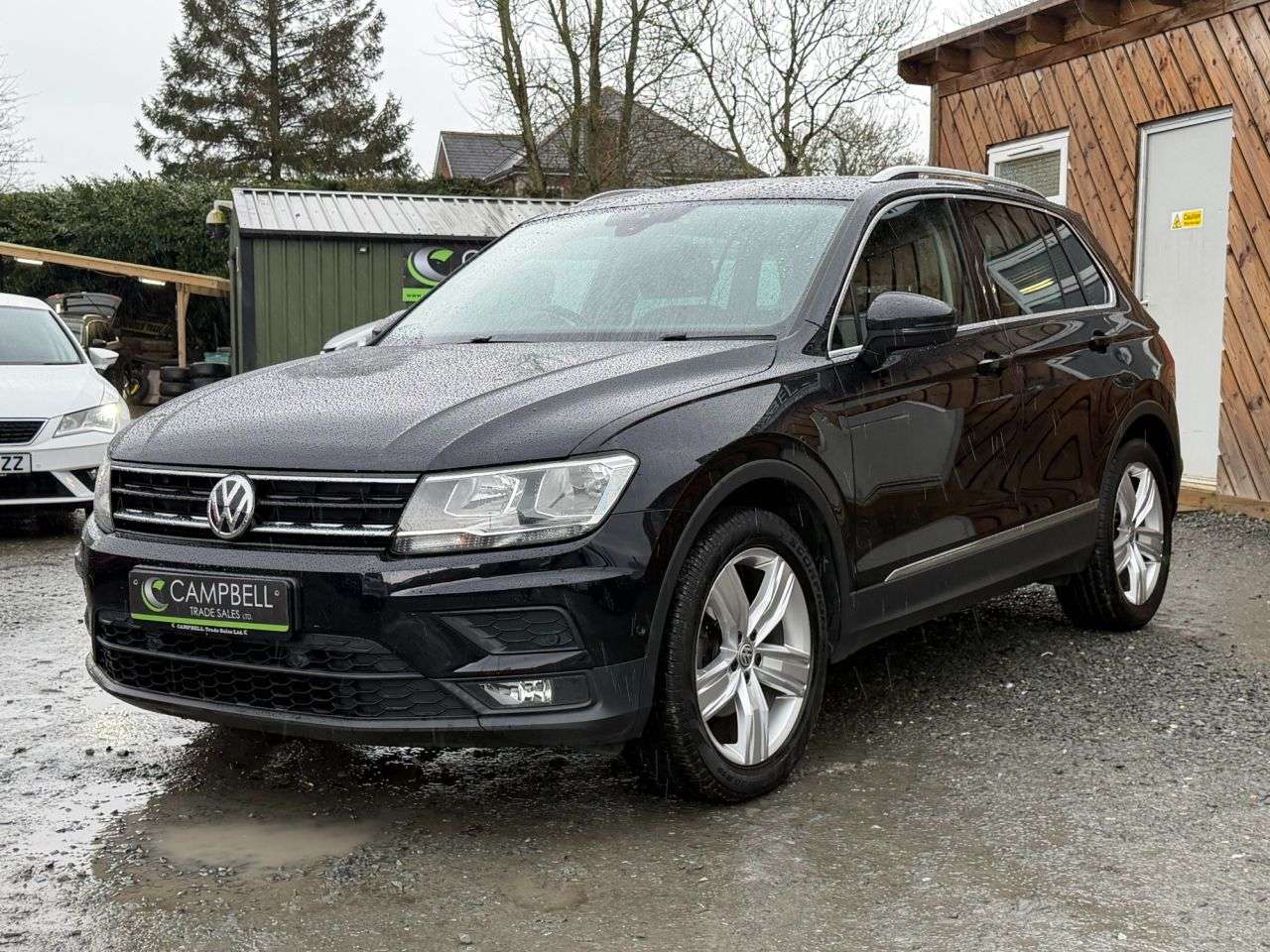 A 2020 VOLKSWAGEN TIGUAN 2.0 TDI Match SUV 5dr Diesel DSG Euro 6 (s/s) (150 ps) A 2020 VOLKSWAGEN TIGUAN 2.0 TDI Match SUV 5dr Diesel DSG Euro 6 (s/s) (150 ps)