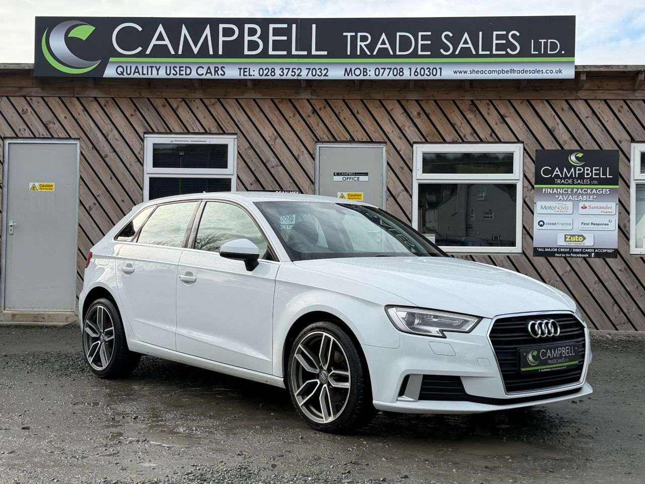 A 2017 AUDI A3 1.6 TDI Sport Sportback 5dr Diesel Manual Euro 6 (s/s) (110 ps) A 2017 AUDI A3 1.6 TDI Sport Sportback 5dr Diesel Manual Euro 6 (s/s) (110 ps)