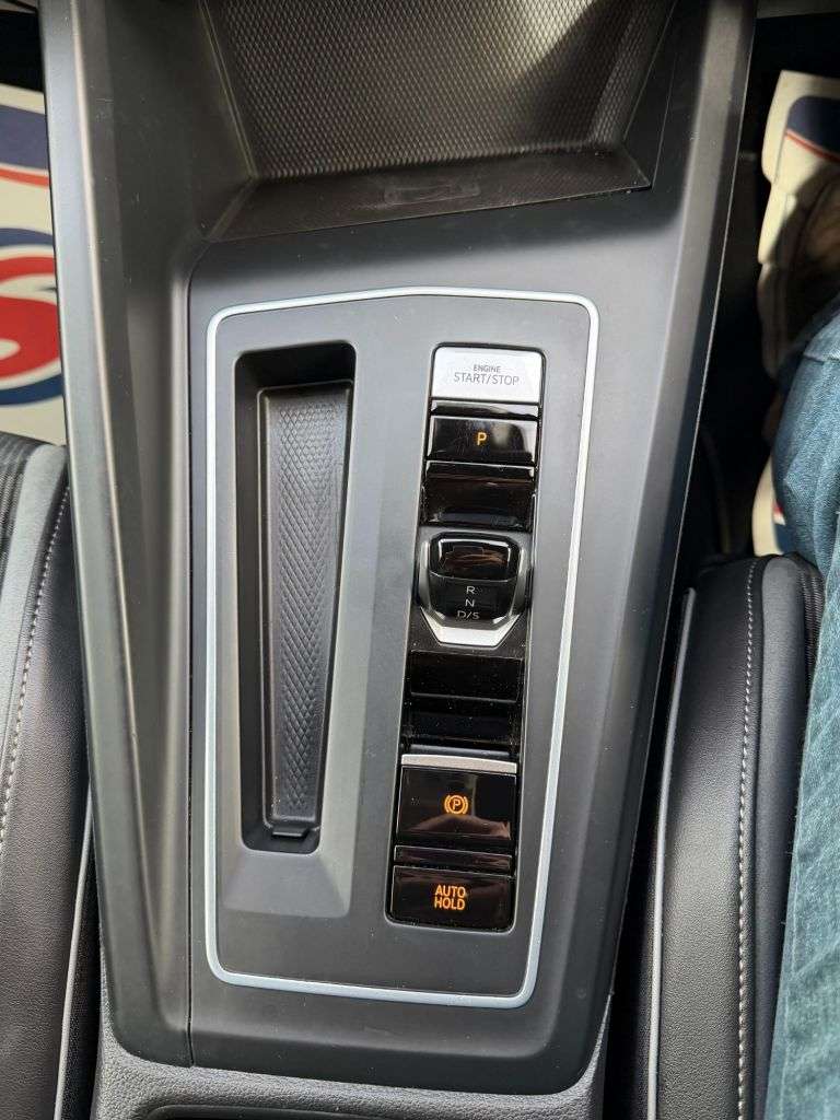 2020 VOLKSWAGEN GOLF 2020 VOLKSWAGEN GOLF