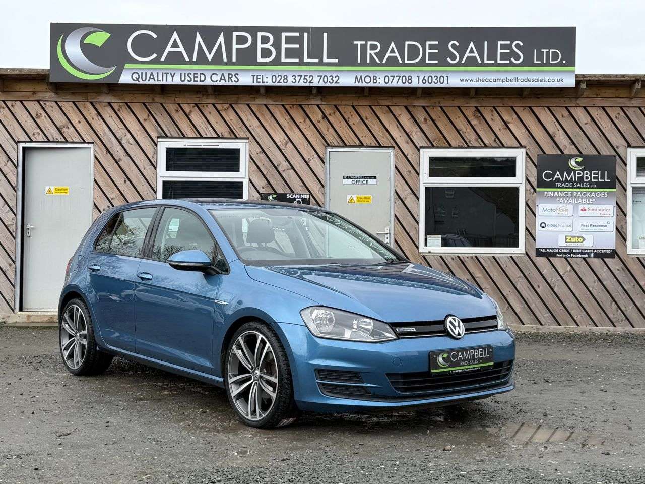 A 2015 VOLKSWAGEN GOLF 1.6 TDI BlueMotion Hatchback 5dr Diesel Manual Euro 5 (s/s) (110 ps) A 2015 VOLKSWAGEN GOLF 1.6 TDI BlueMotion Hatchback 5dr Diesel Manual Euro 5 (s/s) (110 ps)