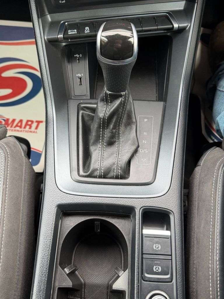 2019 AUDI Q3 2019 AUDI Q3