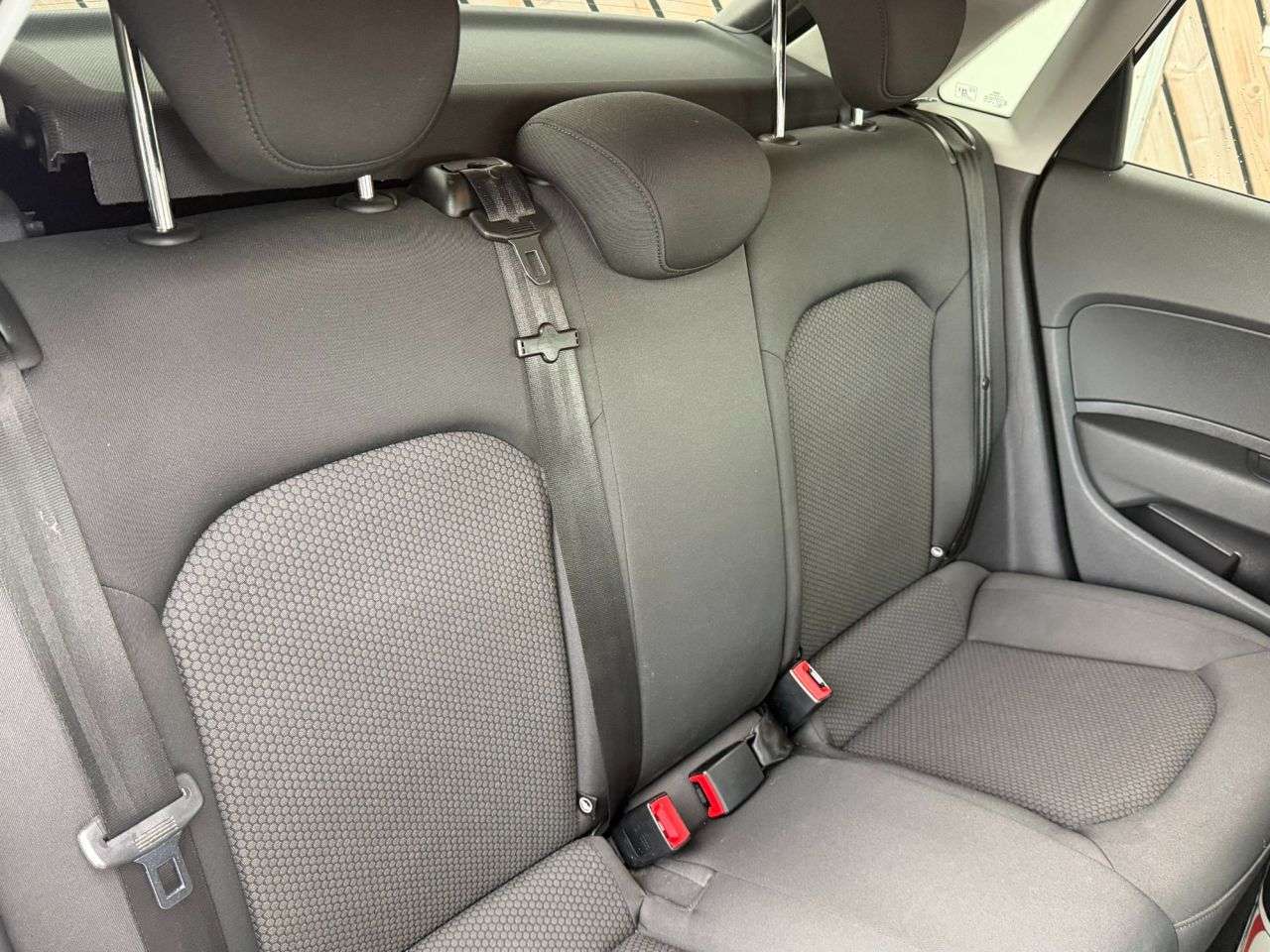 2016 AUDI A1 2016 AUDI A1