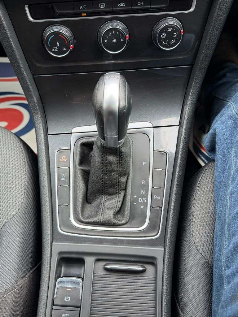 2018 VOLKSWAGEN GOLF 2018 VOLKSWAGEN GOLF