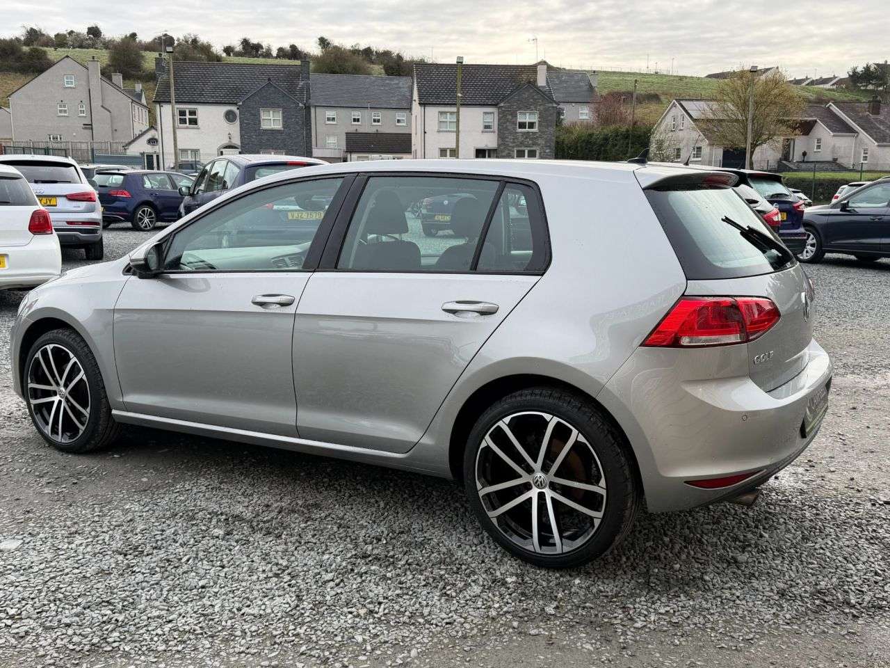 A 2016 VOLKSWAGEN GOLF 1.6 TDI BlueMotion Tech Match Edition Hatchback 5dr Diesel Manual Euro 6 (s A 2016 VOLKSWAGEN GOLF 1.6 TDI BlueMotion Tech Match Edition Hatchback 5dr Diesel Manual Euro 6 (s