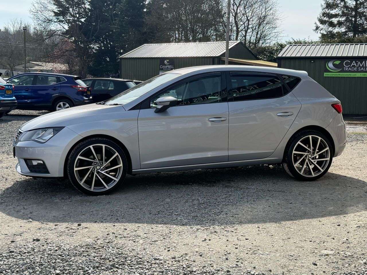 A 2018 SEAT LEON 1.6 TDI SE Dynamic Technology Hatchback 5dr Diesel Manual Euro 6 (s/s) (115 A 2018 SEAT LEON 1.6 TDI SE Dynamic Technology Hatchback 5dr Diesel Manual Euro 6 (s/s) (115