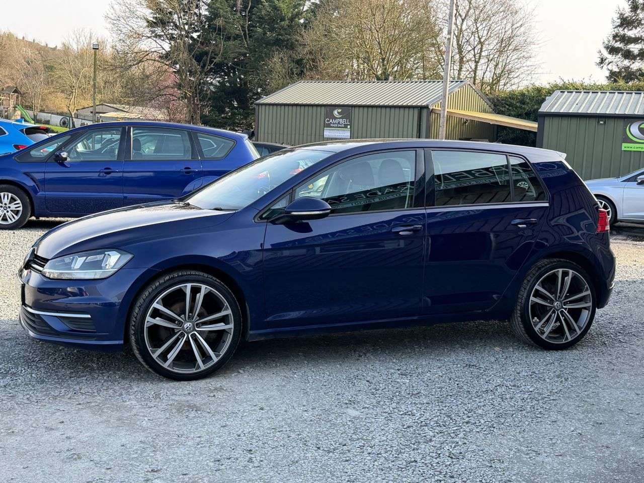 A 2017 VOLKSWAGEN GOLF 1.6 TDI SE Nav Hatchback 5dr Diesel Manual Euro 6 (s/s) (115 ps) A 2017 VOLKSWAGEN GOLF 1.6 TDI SE Nav Hatchback 5dr Diesel Manual Euro 6 (s/s) (115 ps)