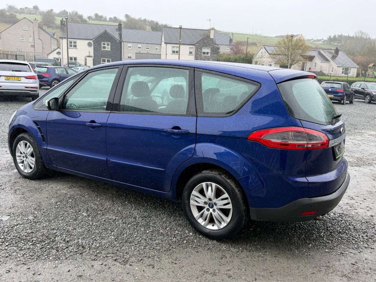 A 2014 FORD S-MAX 1.6 TDCi Zetec MPV 5dr Diesel Manual Euro 5 (s/s) (115 ps) A 2014 FORD S-MAX 1.6 TDCi Zetec MPV 5dr Diesel Manual Euro 5 (s/s) (115 ps)