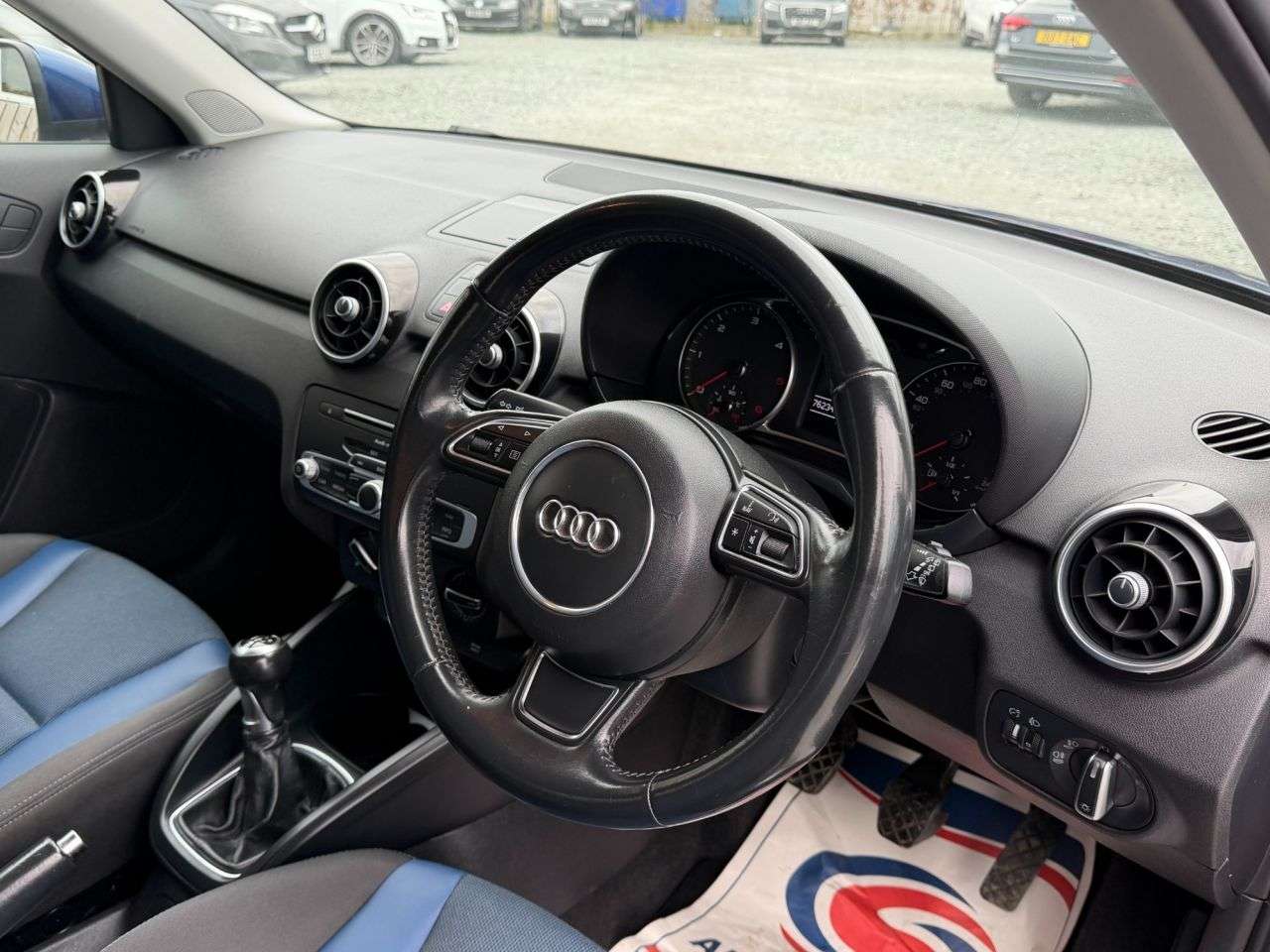 2015 AUDI A1 2015 AUDI A1