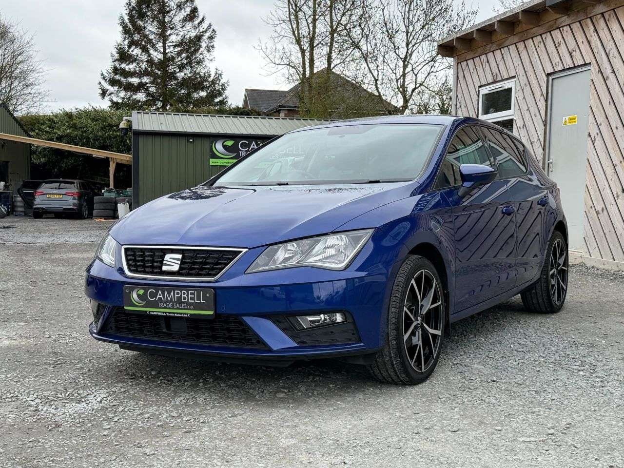 A 2019 SEAT LEON 1.6 TDI SE Dynamic Hatchback 5dr Diesel Manual Euro 6 (s/s) (115 ps) A 2019 SEAT LEON 1.6 TDI SE Dynamic Hatchback 5dr Diesel Manual Euro 6 (s/s) (115 ps)