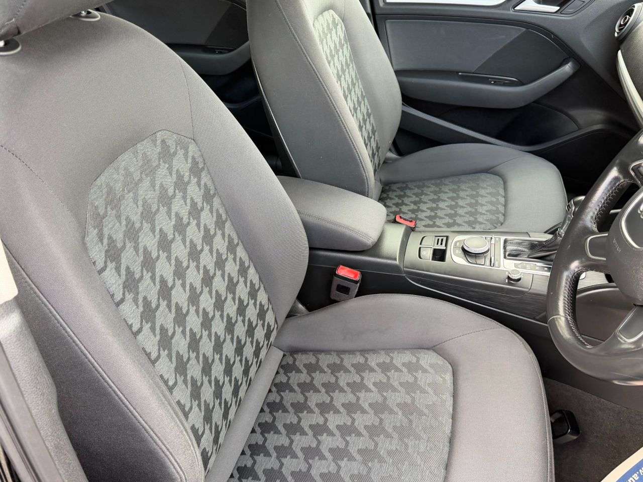 2016 AUDI A3 2016 AUDI A3