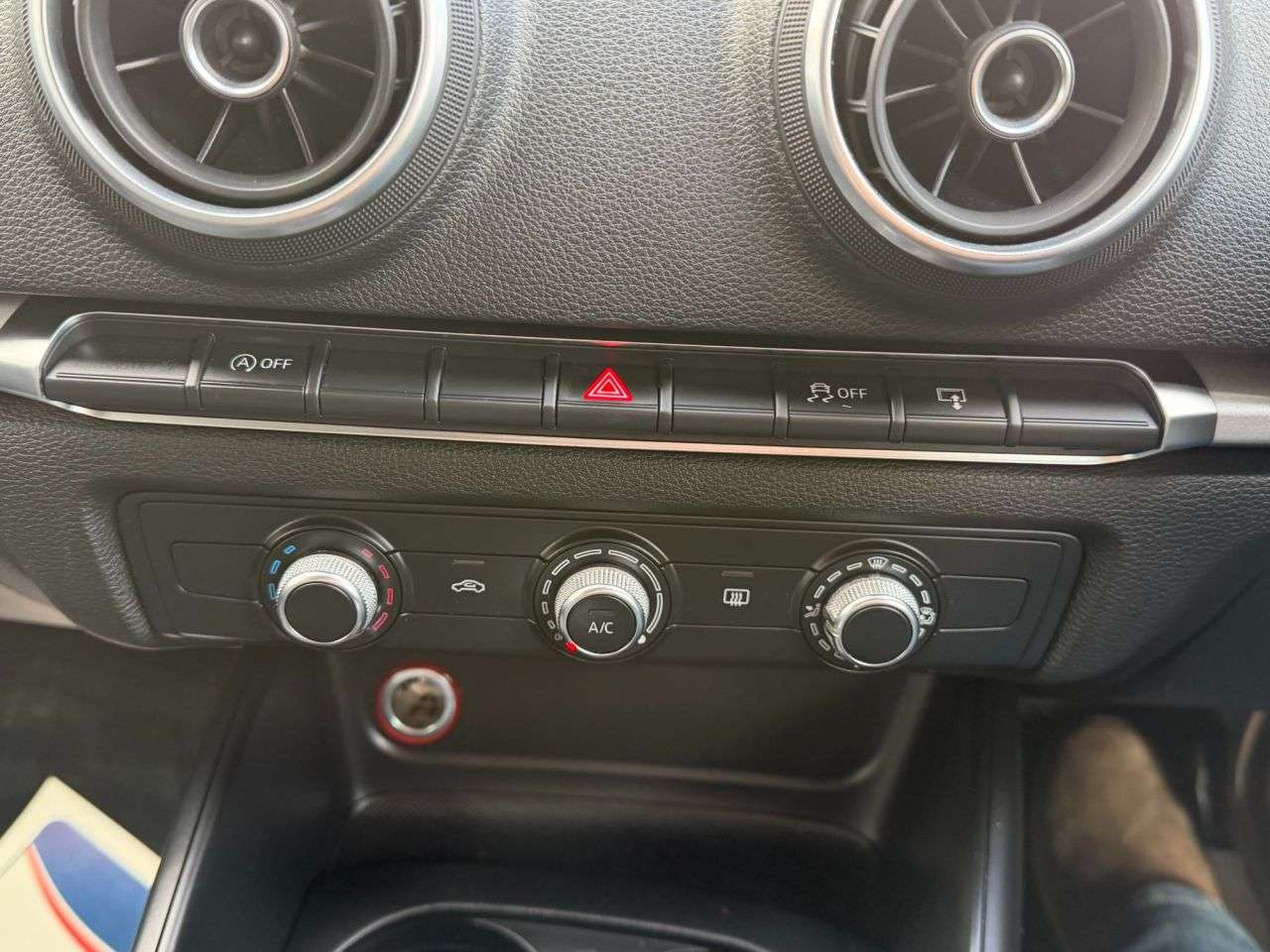 2016 AUDI A3 2016 AUDI A3