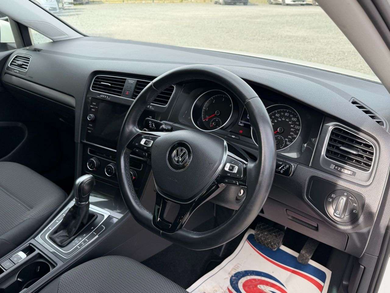 2019 VOLKSWAGEN GOLF 2019 VOLKSWAGEN GOLF