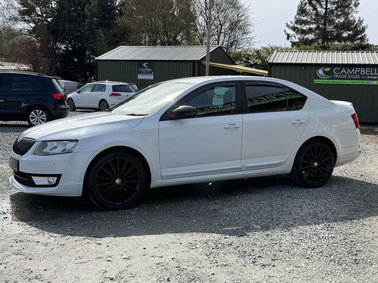 A 2015 SKODA OCTAVIA 1.6 TDI Black Edition Hatchback 5dr Diesel DSG Euro 5 (s/s) (105 ps) A 2015 SKODA OCTAVIA 1.6 TDI Black Edition Hatchback 5dr Diesel DSG Euro 5 (s/s) (105 ps)