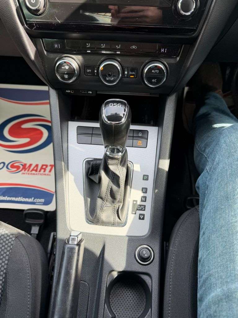 2015 SKODA OCTAVIA 2015 SKODA OCTAVIA