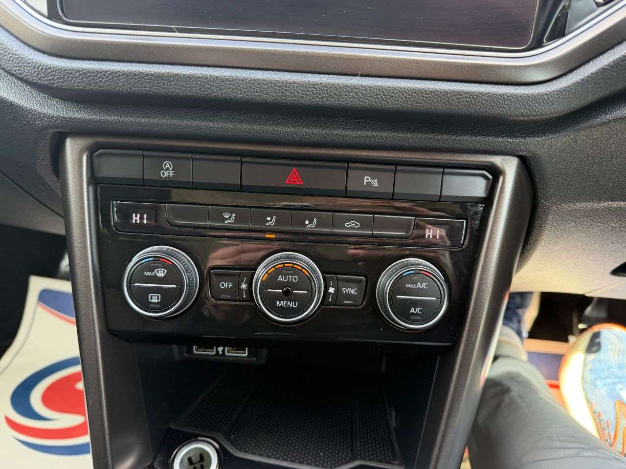 2018 VOLKSWAGEN T-ROC 2018 VOLKSWAGEN T-ROC