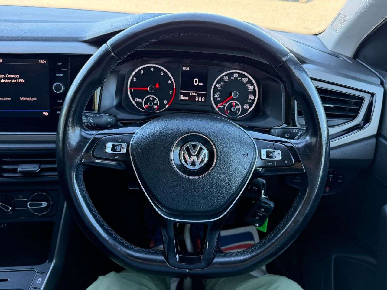 2019 VOLKSWAGEN POLO 2019 VOLKSWAGEN POLO