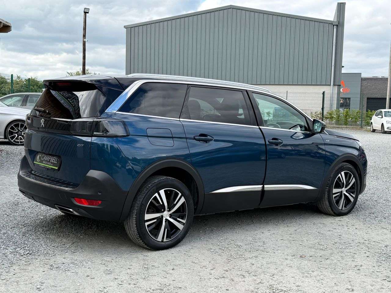 2021 PEUGEOT 5008 2021 PEUGEOT 5008