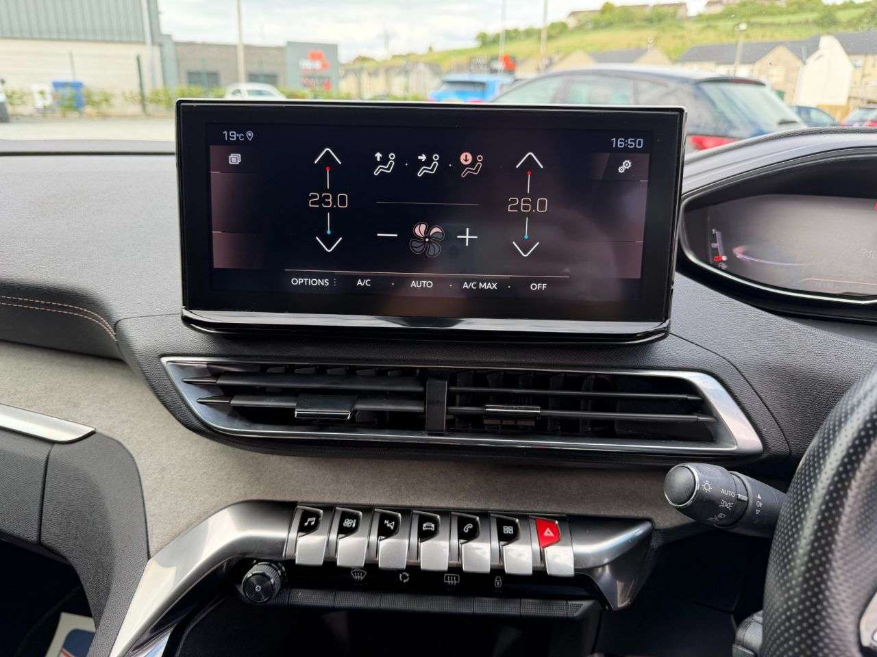 2021 PEUGEOT 5008 2021 PEUGEOT 5008
